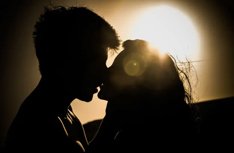 5 Surprising Facts about Kissing