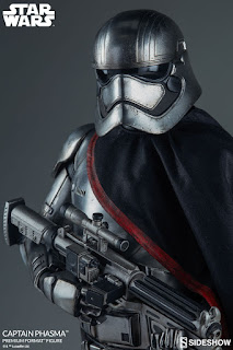 Captain Phasma Premium Format Figure de Star Wars: The Force Awakens - Sideshow Collectibles