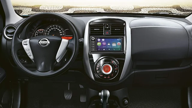 Nissan Versa 2019 - interior