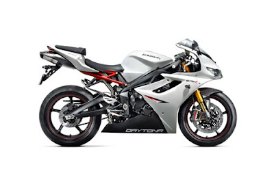 2011 Triumph Daytona 675R, Triumph, Daytona 675R, motorcycle, TMW, new, model, Engine, Chassis 