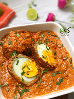 Nargisi kofta is a rich and exotic mughalai recipe. It is a spicy meatballs prepared with chicken mince wrapped on boiled eggs. This recipe is very simple to make and very tasty. They are served in a delicious gravy of tomatoes, spices, cashew-almond paste and fresh cream. It can be served with roti/pulao.