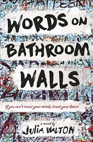 Palabras en las paredes del baño (2020)