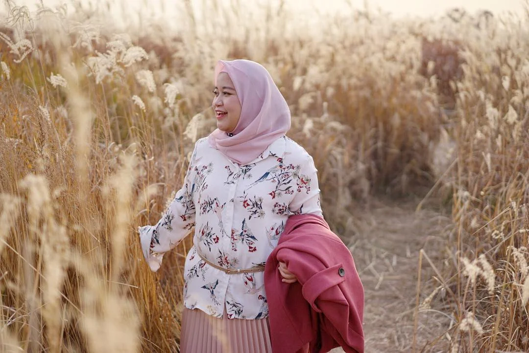 14 Model Baju Muslim Untuk Orang Gemuk Gamis - Warna jilbab yang cocok untuk orang gemuk
