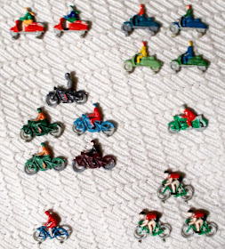 Bicycle Race; Blister Pack; Board Game Motorbikes; Board Game Motorcycles; Bottle Bag; Carded Toy; Guarda Civil; Guisval Motorcycle; Guisval Toy Soldiers; Hunson JPW; Lego Pedestrians; Legot; Lik Be Droids; Lik Be LB; Lik Be LP; Lik Be Robots; Lion Toy; Motorbike; Motorcycle; Motorcycle Rider; Motorcycle Toys; Police Motorcycle; Rack Toy Month; Rack Toys; Red Deer Toys; RTM; Small Scale Tank; smallscaleworld.blogspot.com; Super Bikes;