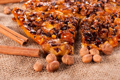 abrikosu pyrago su migdolais receptas
