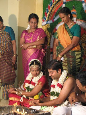 Hindu wedding priest