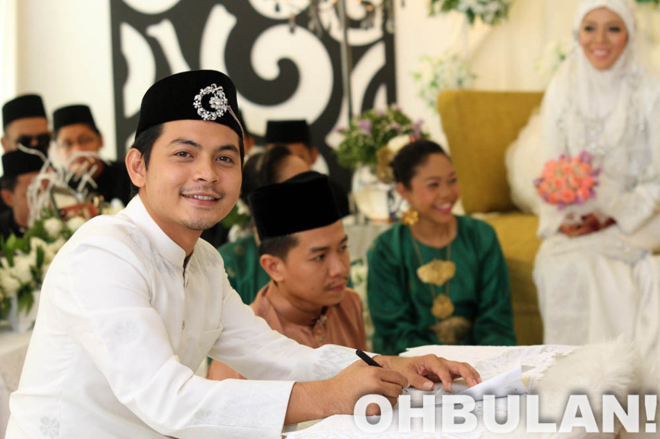 Sebenarnya Saya Isteri Dia, Izzue Islam dan Dot..Dot..Dot ...