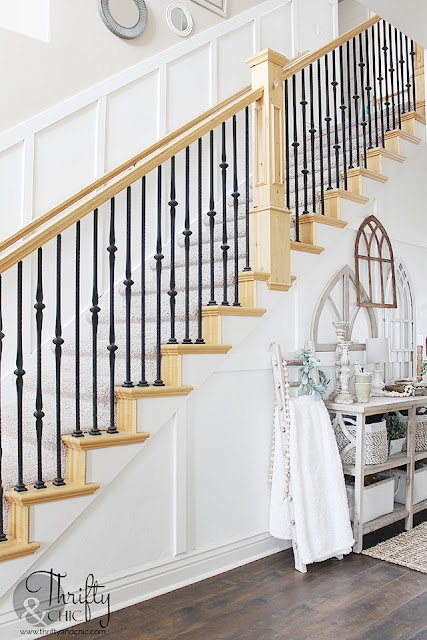 http://www.thriftyandchic.com/2019/04/diy-rustic-x-console-table.html