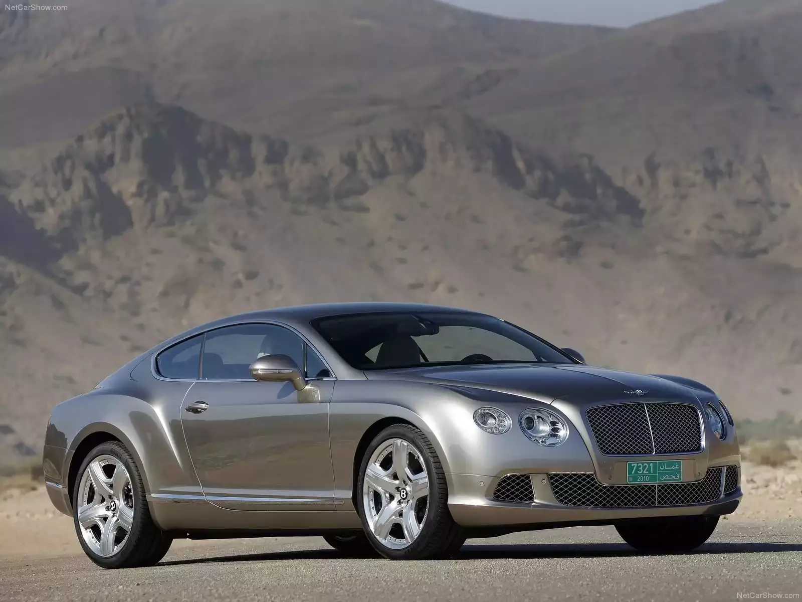 Hình ảnh xe ô tô Bentley Continental GT 2012 & nội ngoại thất