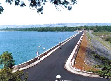 Bendungan Karangkates (Ir. Soetami) di Jawa Timur