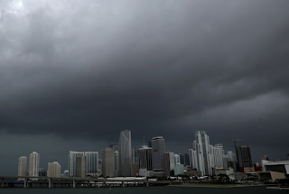  As Irma approaches, fear is in the water, spreading with new and viral efficiency 