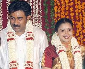 Manju Warrier Wedding Pictures / On wednesday, manju ...