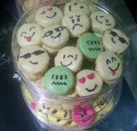  Kue kering Emoticon akronim dari Emotion Icon atau disebut juga masakan ringan elok Emoticon Blackberry MEMBUAT KUE KERING EMOTICON UNIK LUCU