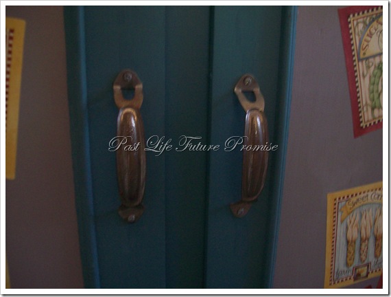 Kitchen Hutch 005