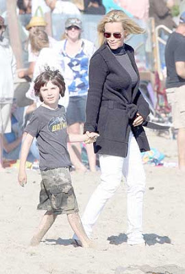 Jenny McCarthy and Family Malibu Beach Pictures