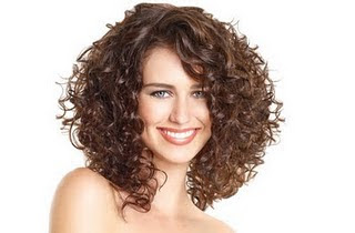 Trendy Frisuren mit Locken 2012-2013