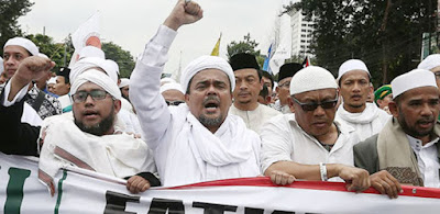 Revolusi Putih Habib Rizieq