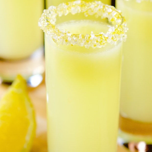 LEMON DROP SHOTS #drinks #lemonade