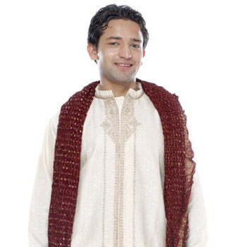 The traditional dress of Indian men and wear at first only by the males in 