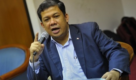 Fahri Tak Yakin Sekjen FUI Ingin Menabrak Gerbang DPR dengan Truk