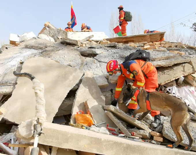 Más de 120 Víctimas Mortales deja el  Terremoto de Magnitud 6.2 en el Noroeste de China