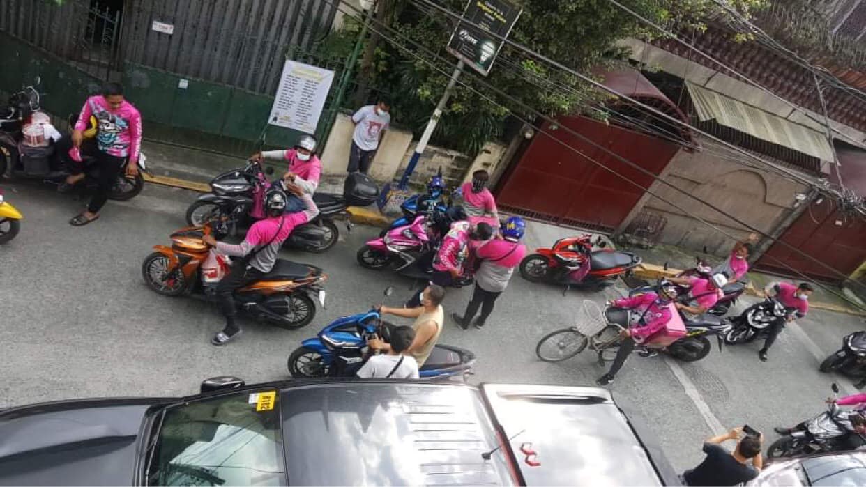 16 FoodPanda riders pranked in Paco