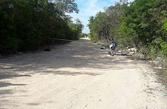 Ejecutado en Ruta de los Cenotes: Cadáver presenta seis disparos a quema ropa 