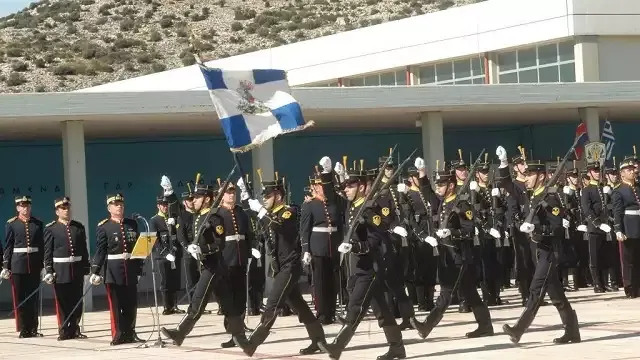 Ελεγκτές του μετρό μάλλον αριστεροί που όλοι ξέρουν πως μπήκαν!  έκαναν καψώνι σε Ευέλπιδες