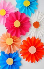 how to fold accordion folded paper flowers with origami paper