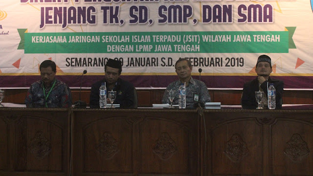 JSIT Selenggarakan Diklat Penguatan Kepala Sekolah Kerjasama dengan LPMP Jateng