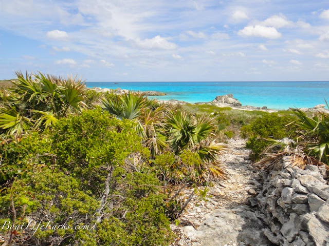 Warderick Wells trail to Exuma Sound