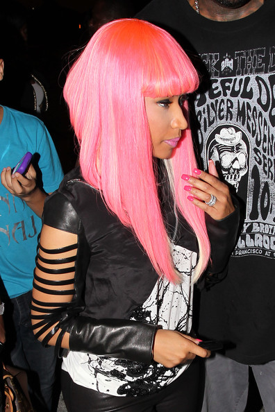 nicki minaj hair cut 2011. nicki minaj hair cut.