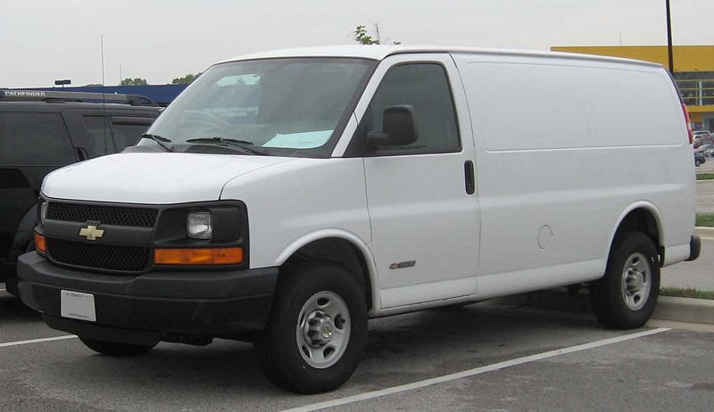 Chevrolet Express Van. Publicado por Albert en 23:41