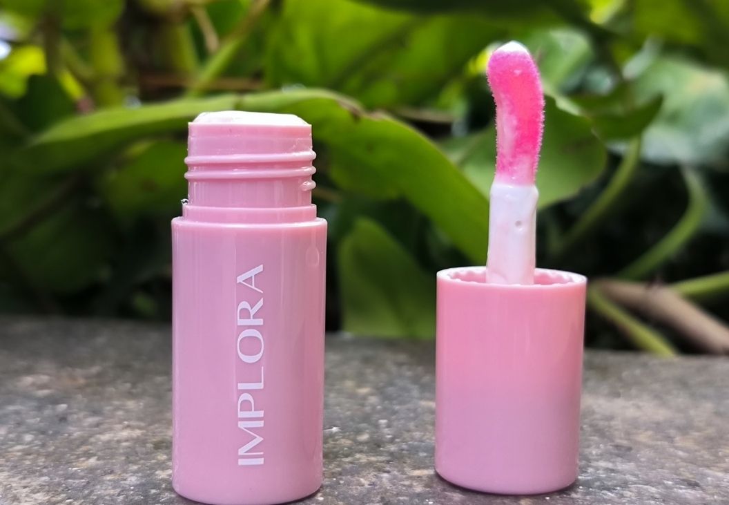 Implora lip essence Atasi Bibir Kering Saat Puasa