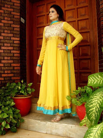 Bridal Mehndi Dresses