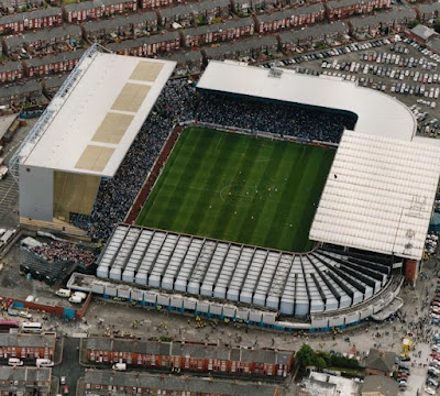 iconic football stadiums that no longer exist