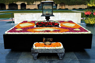 Raj Ghat. Mahatma Gandhi.