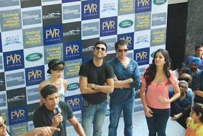 Katrina, Abhay, Farhan And Kalki Visited @ ZNMD promotion In Chandigarh