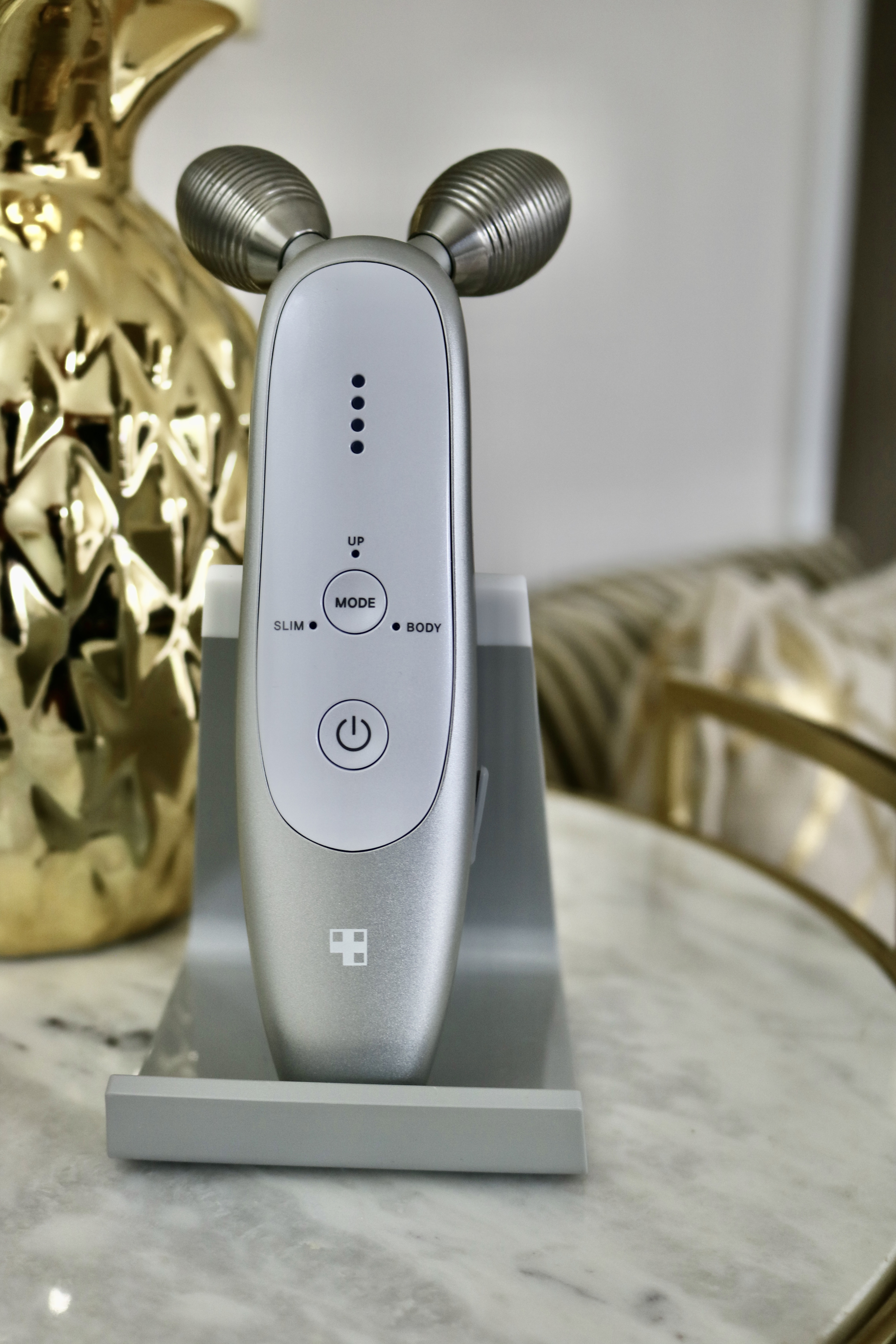 medicube Age R Derma Shot Review: this might be the face device