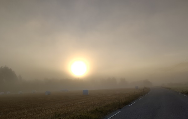 Soloppgang høststemning