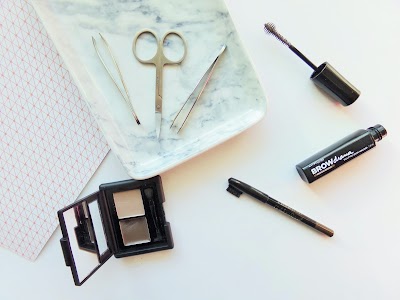 Brows On Fleek With 6 Products