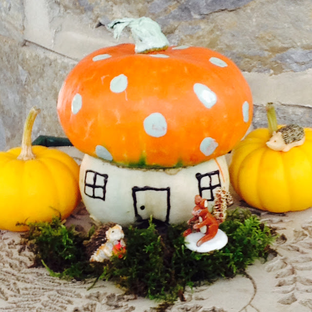 Halloween Should Be Cute | Linzer Lane Blog