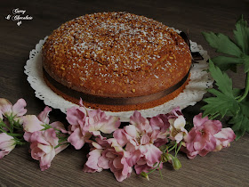Bizcocho de crema de almendras al amaretto (sin lactosa) – Almond cream sponge cake