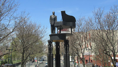 Duke Ellington statue