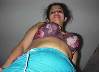 Gujarati Aunty Boob Image