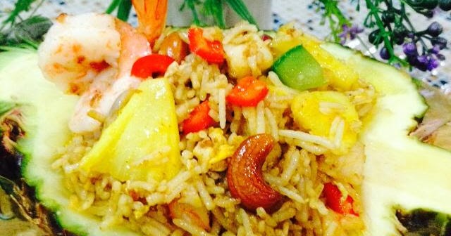 Cik Wan Kitchen: Nasi Goreng Nanas