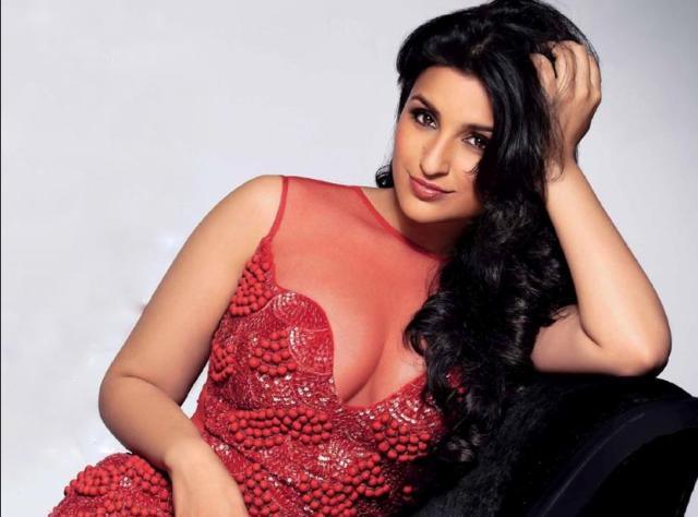 Parineeti Chopra HD Wallpaper Free Download