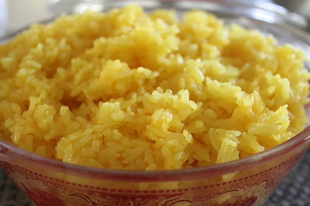 Pulut Kuning Kukus Yang Sedap dan Cantik - Azie Kitchen