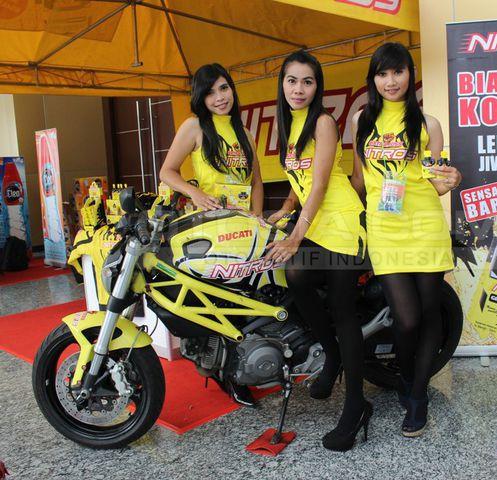 Surabaya Motor Show 2013-1.jpg