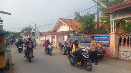 Antisipasi Kerawanan Gangguan Kamtibmas, Polsek Pasekan Gelar Patroli Ngabuburit 